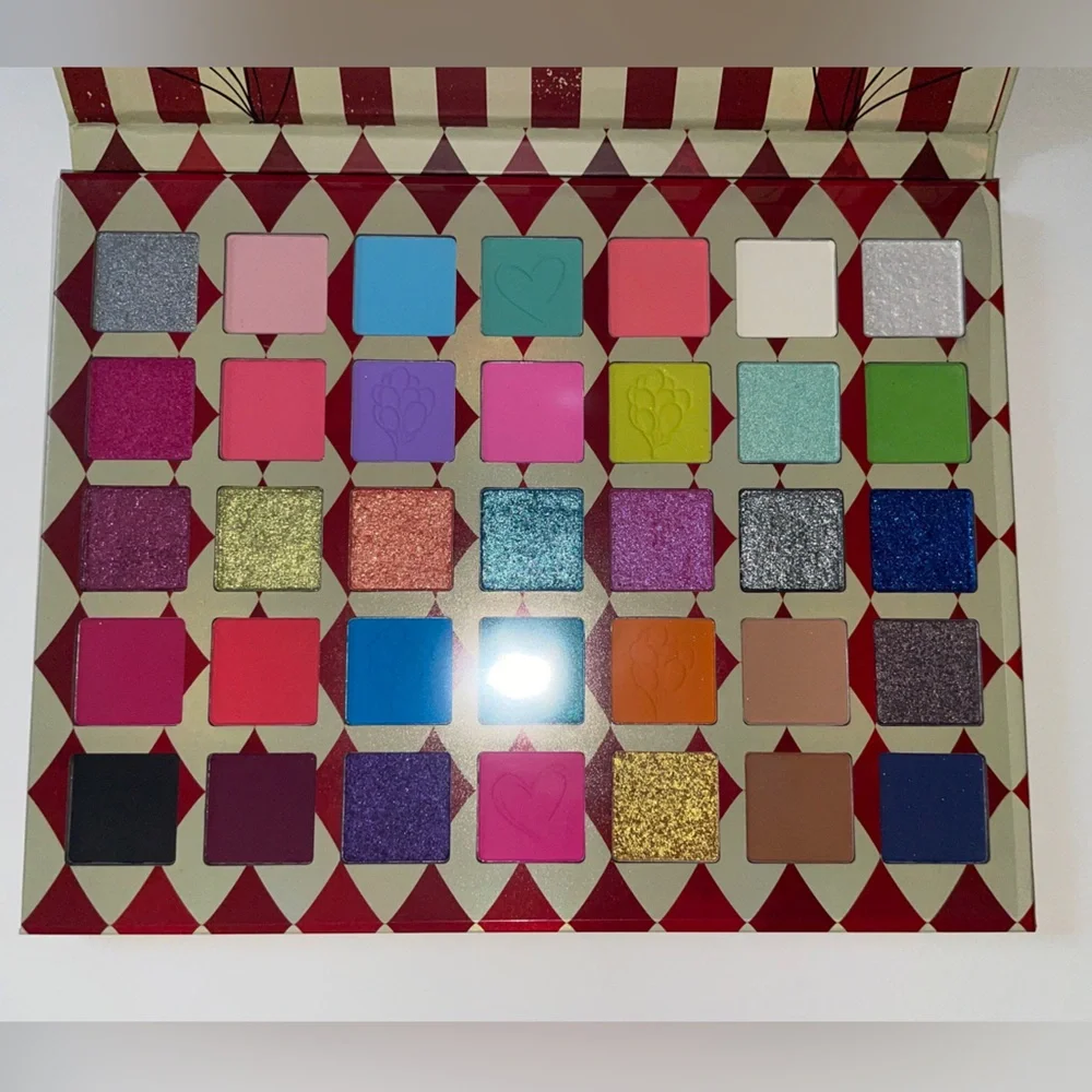 NEW SET - FORTUNE TELLER & CIRCUS CLOWN Beauty Creations Eyeshadow Palettes